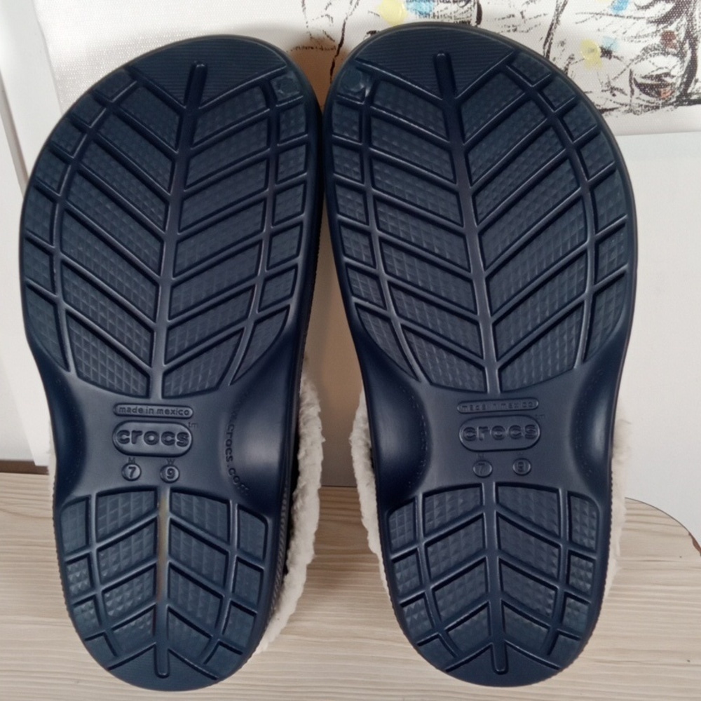CROCS Blitzen11 Mule Navy Fur Slip On Shoes Outside Inside Womens 9 - Picture 7 of 9